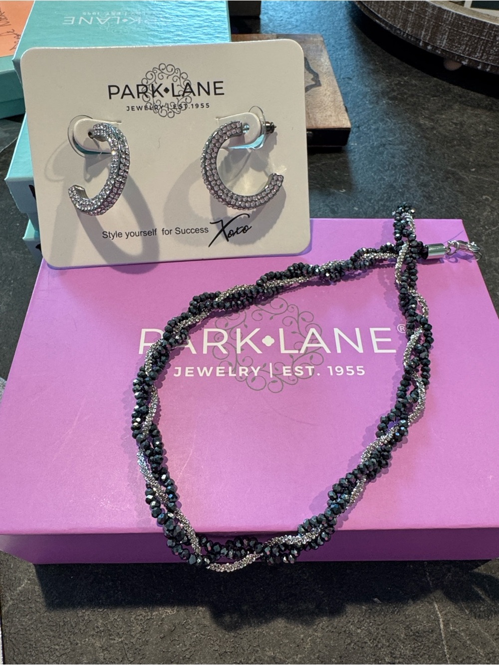 Park Lane PANTHER ✨ Sparkle Box ✨ Earrings & Matching Necklace set